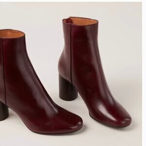 EUC Sandro Sacha Bordeaux Ankle Boot